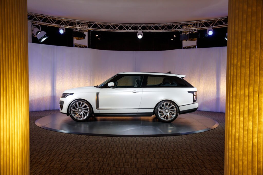 RANGE ROVER SV COUPÉ