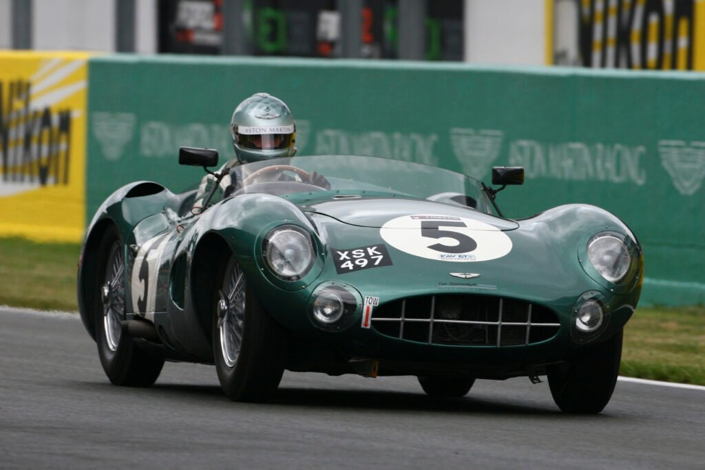 aston martin dbr1 racing