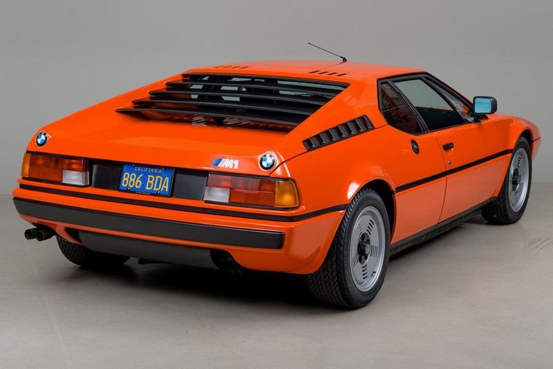 BMW M1 rear
