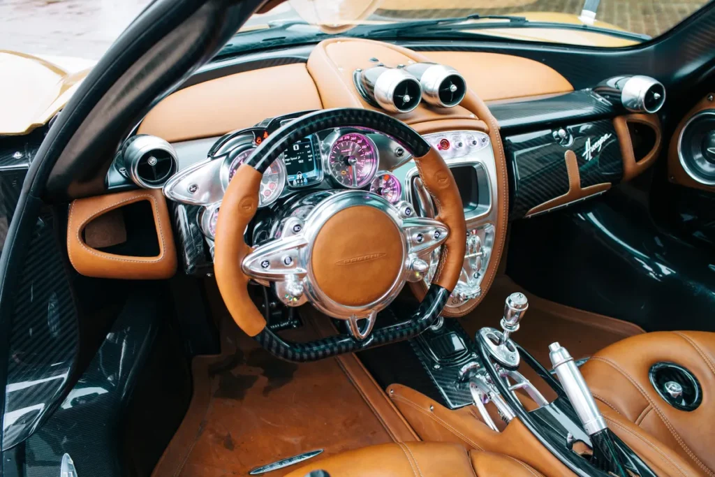 Pagani Huayra Interior 
