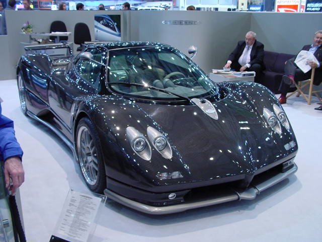black pagani zonda 