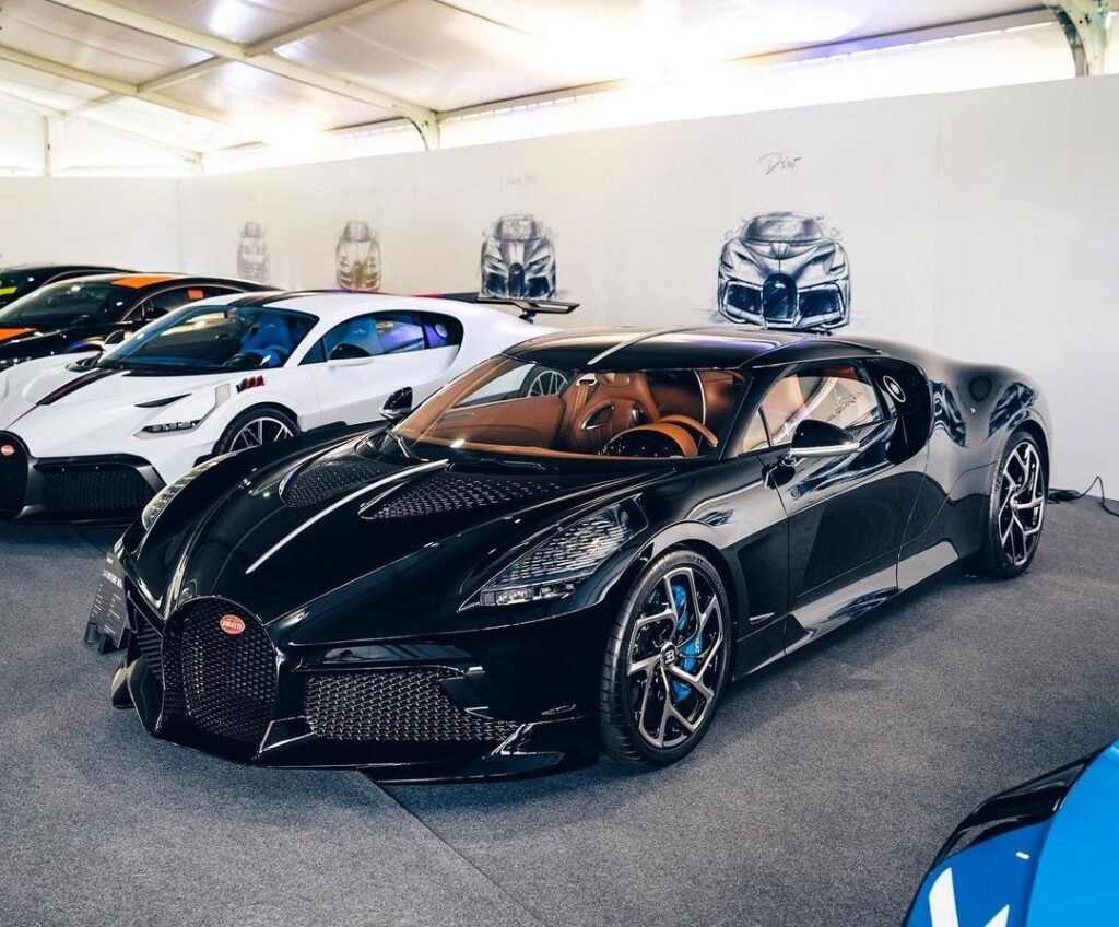 black Bugatti La Voiture Noire front