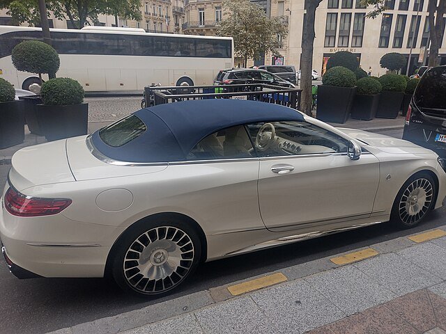 White and blue maybach s650