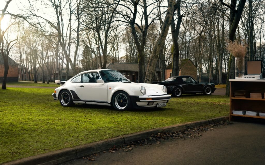 A white porsche 930