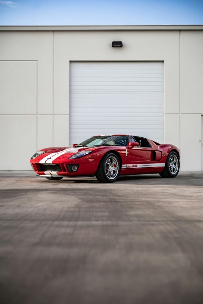 A red Ford GT